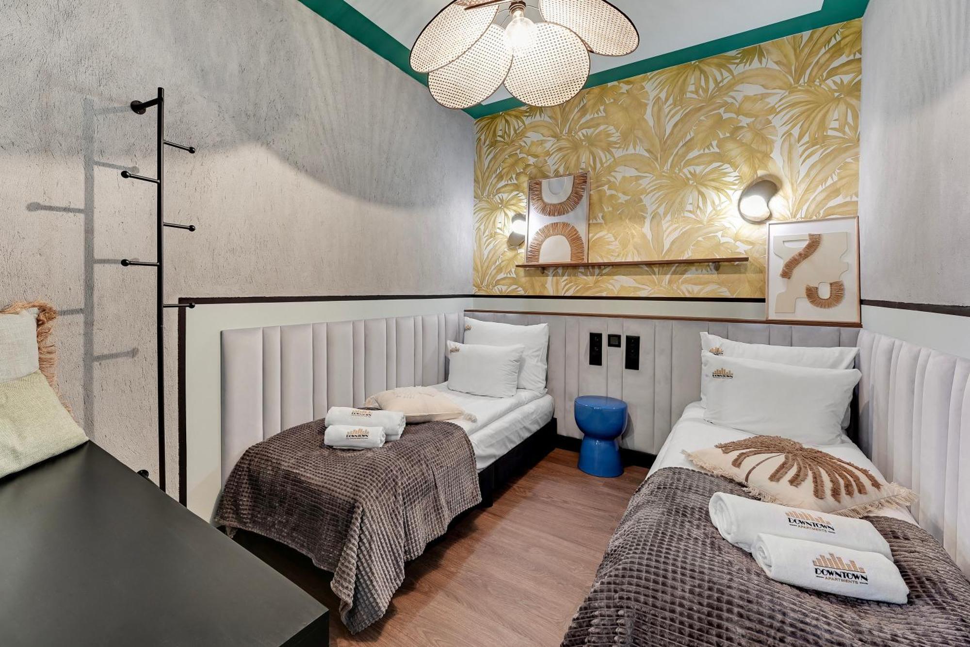 Doki Living - Foodhall & Parking By Downtown Apartments Gdansk Ngoại thất bức ảnh