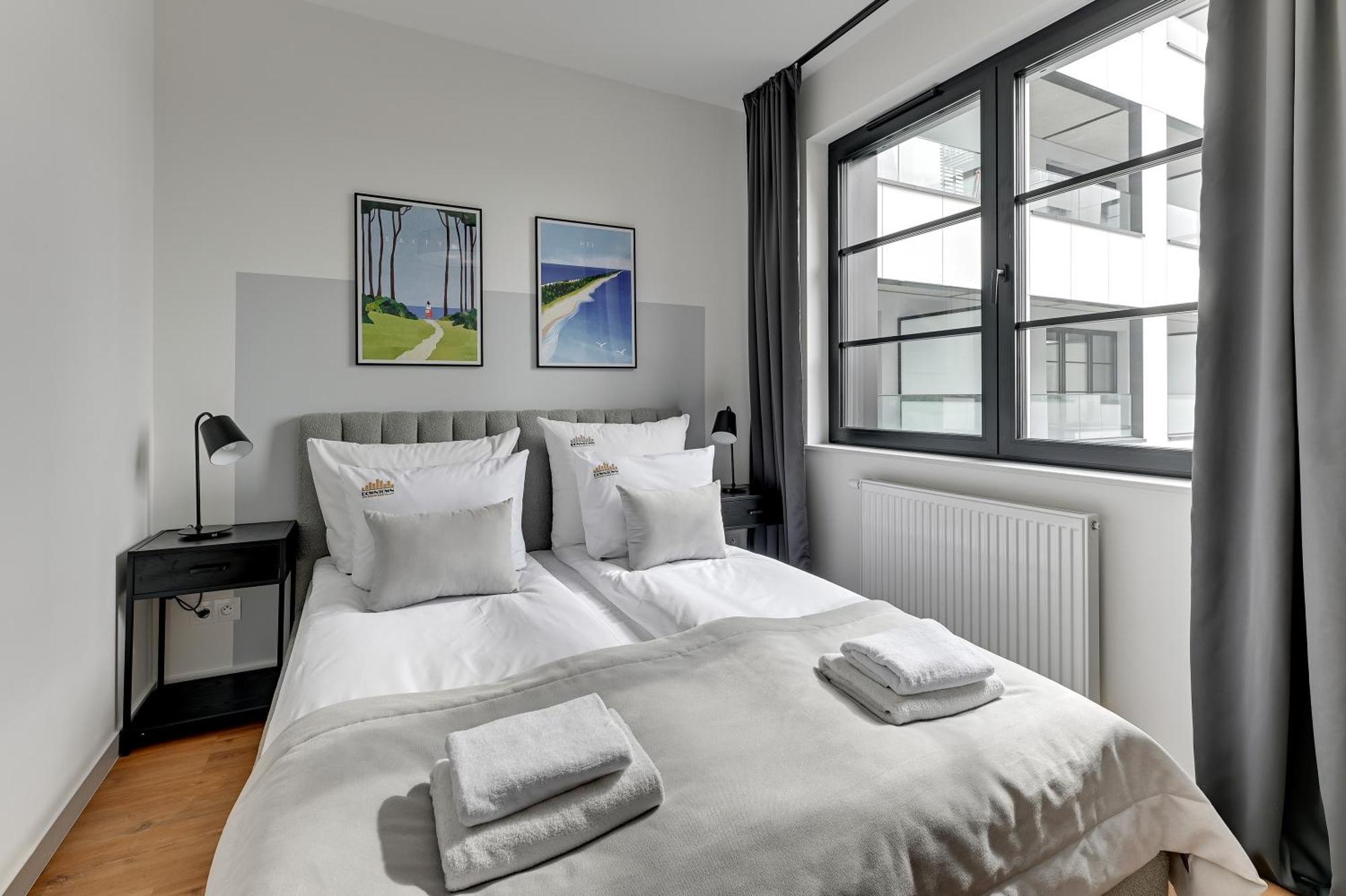 Doki Living - Foodhall & Parking By Downtown Apartments Gdansk Ngoại thất bức ảnh