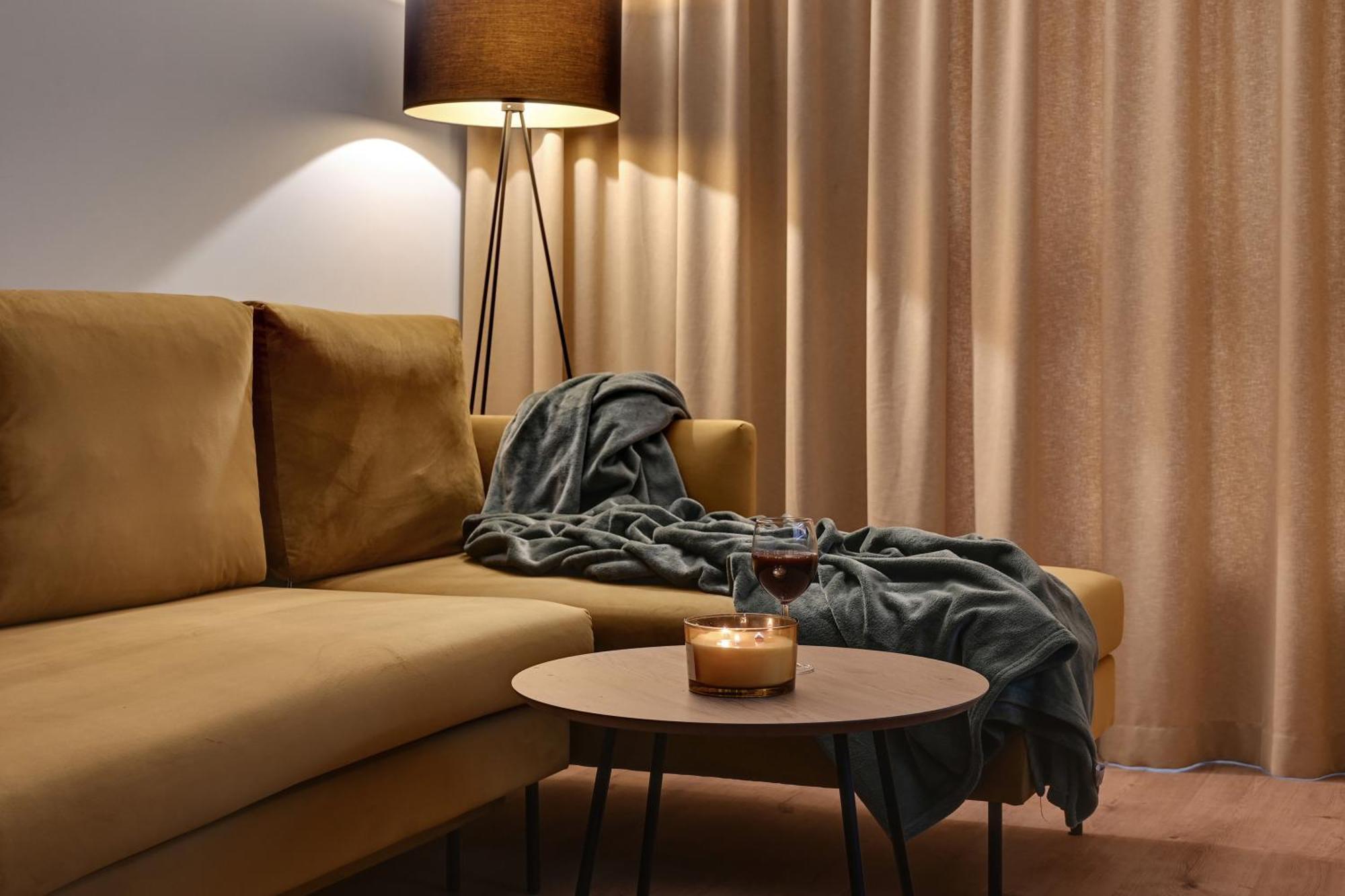 Doki Living - Foodhall & Parking By Downtown Apartments Gdansk Ngoại thất bức ảnh
