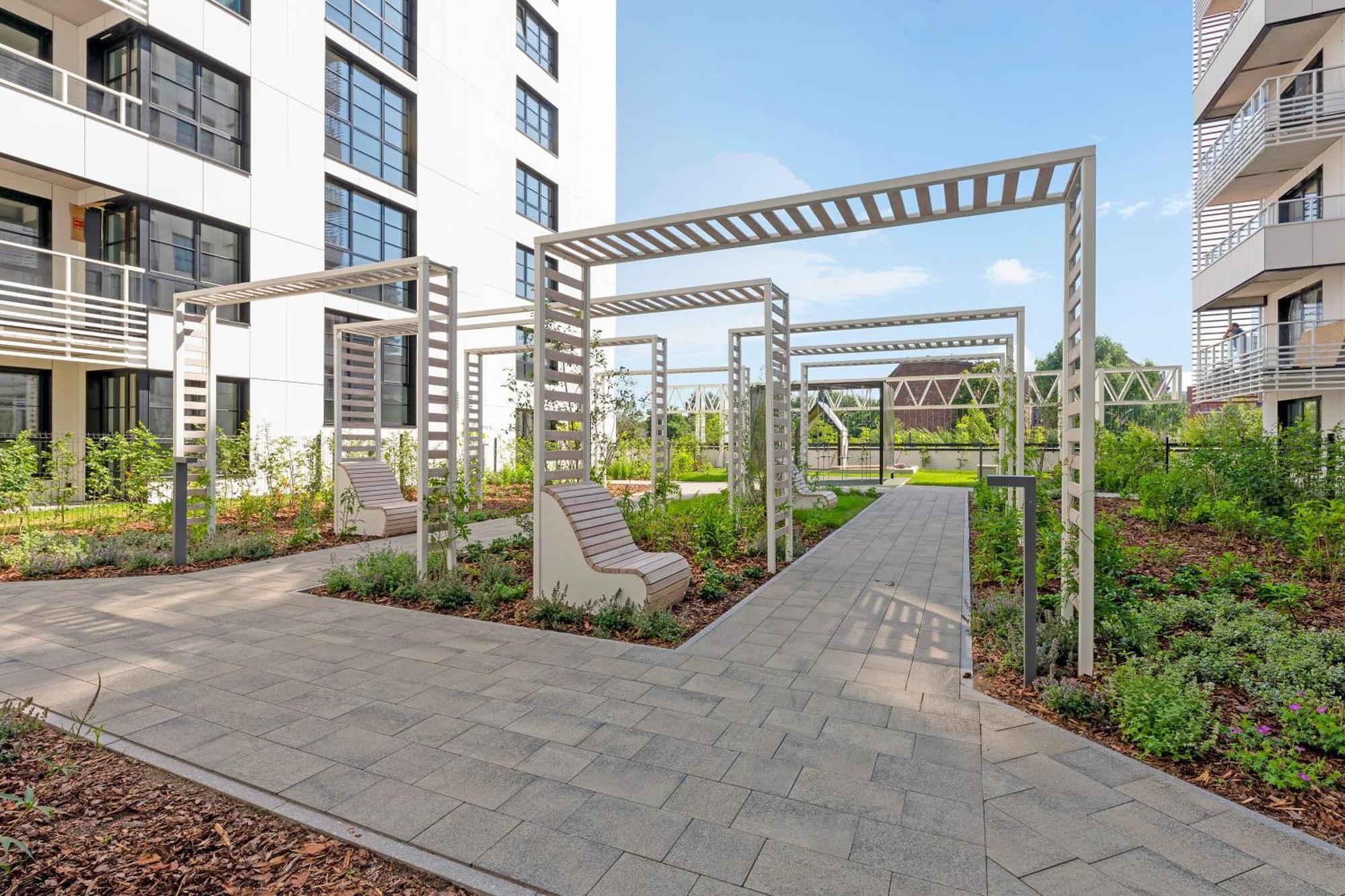 Doki Living - Foodhall & Parking By Downtown Apartments Gdansk Ngoại thất bức ảnh