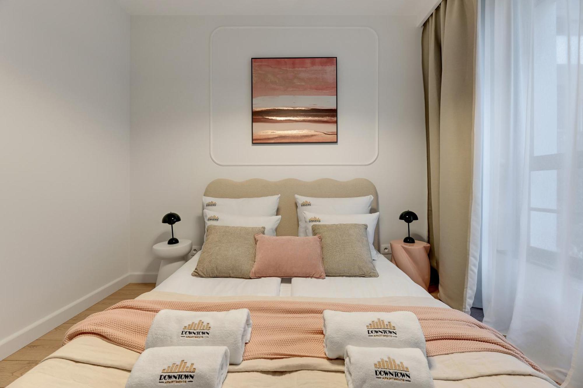 Doki Living - Foodhall & Parking By Downtown Apartments Gdansk Ngoại thất bức ảnh
