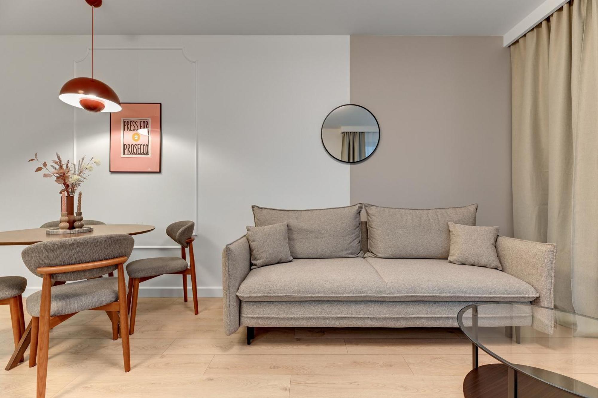 Doki Living - Foodhall & Parking By Downtown Apartments Gdansk Ngoại thất bức ảnh