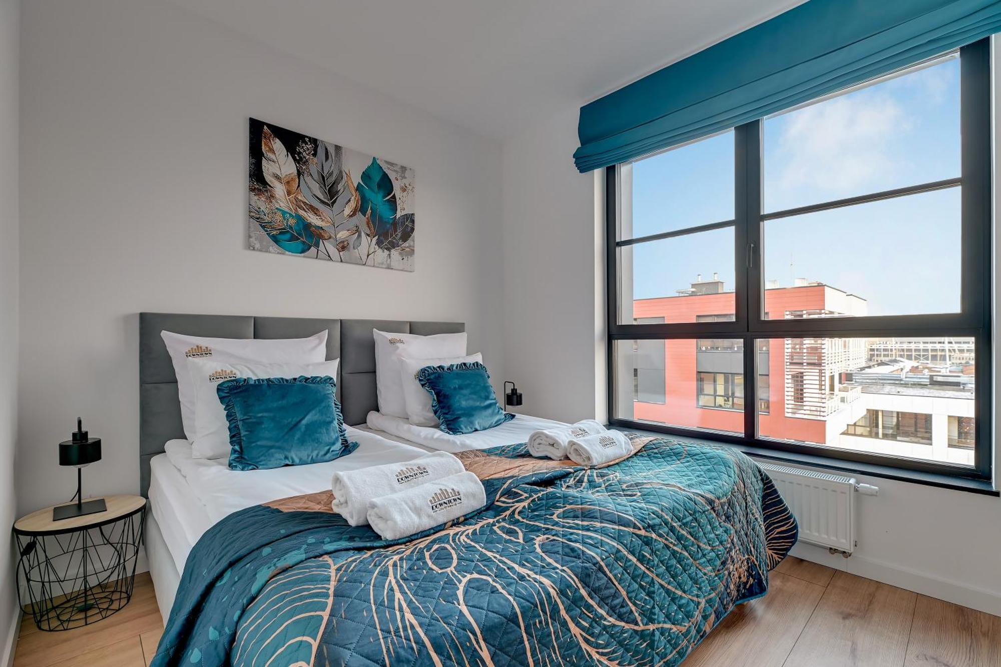 Doki Living - Foodhall & Parking By Downtown Apartments Gdansk Ngoại thất bức ảnh