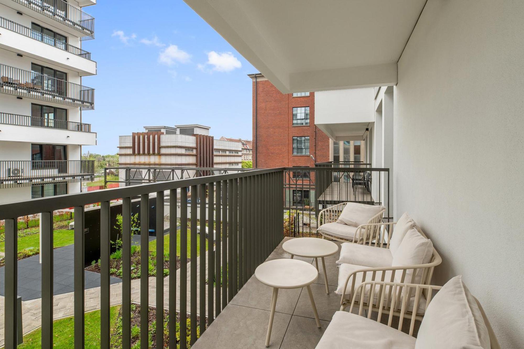 Doki Living - Foodhall & Parking By Downtown Apartments Gdansk Ngoại thất bức ảnh